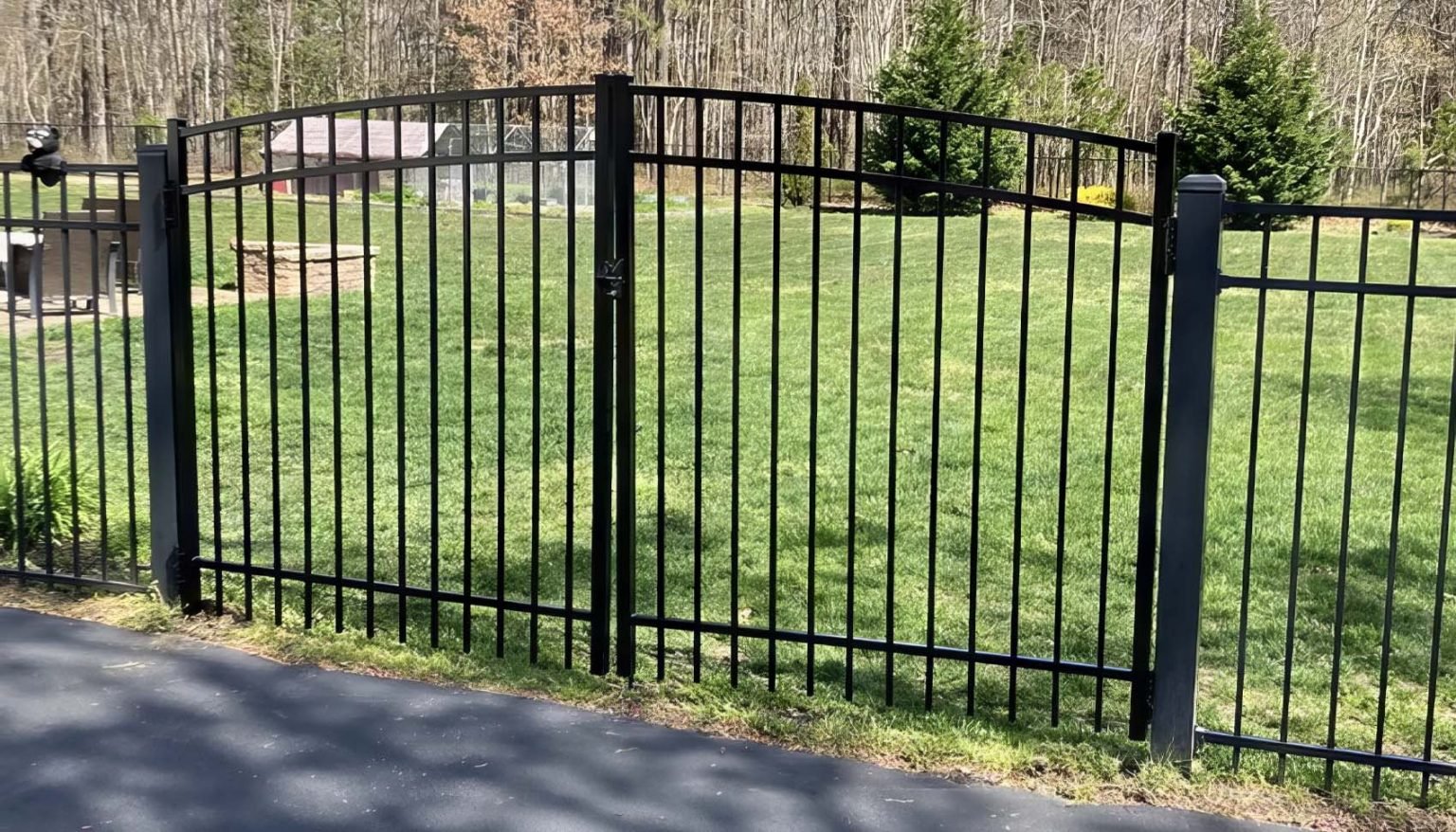 4 Ft Black Aluminum Fence Double Gate | Leesburg, VA - 094
