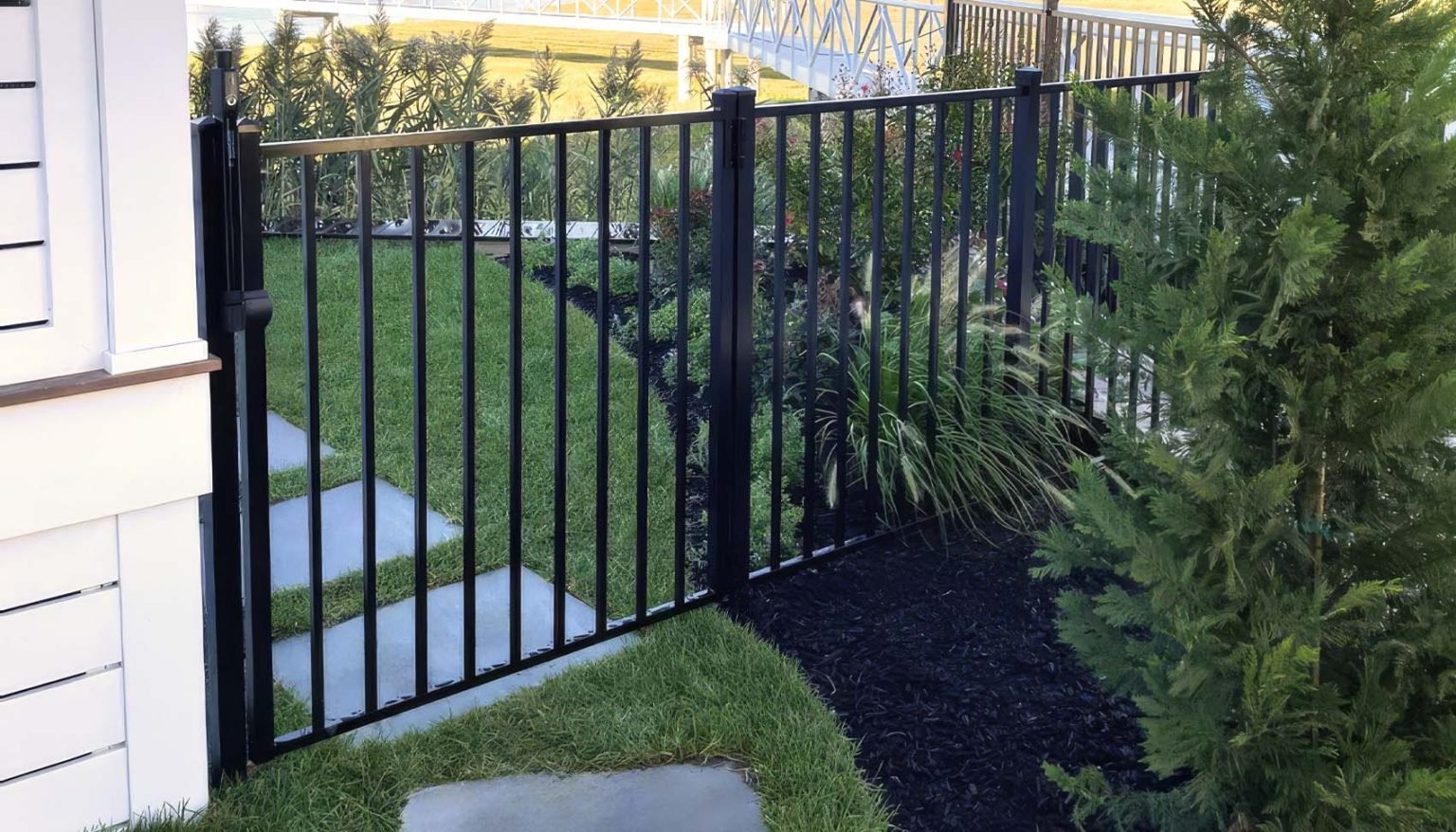 4 Ft Black Aluminum Fence Single Gate | Mclean, VA - 127