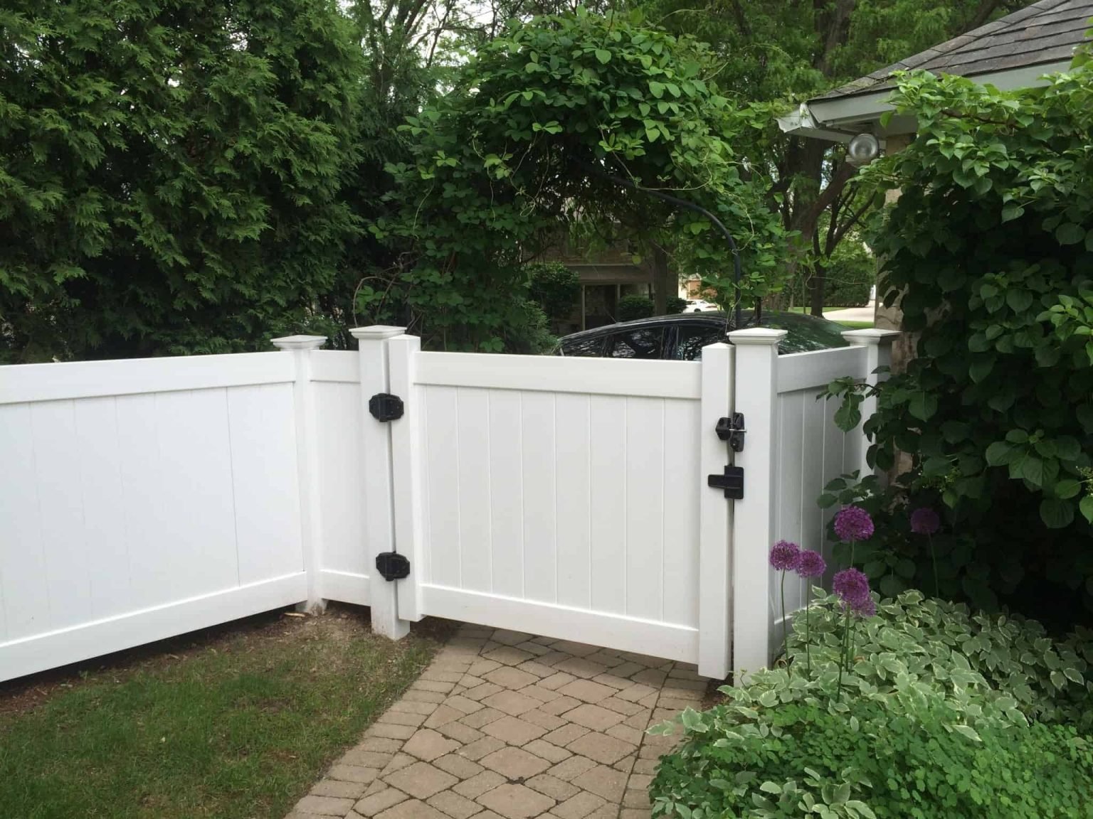 4 Ft White Vinyl Fence Single Gate | Ashburn, VA - 004