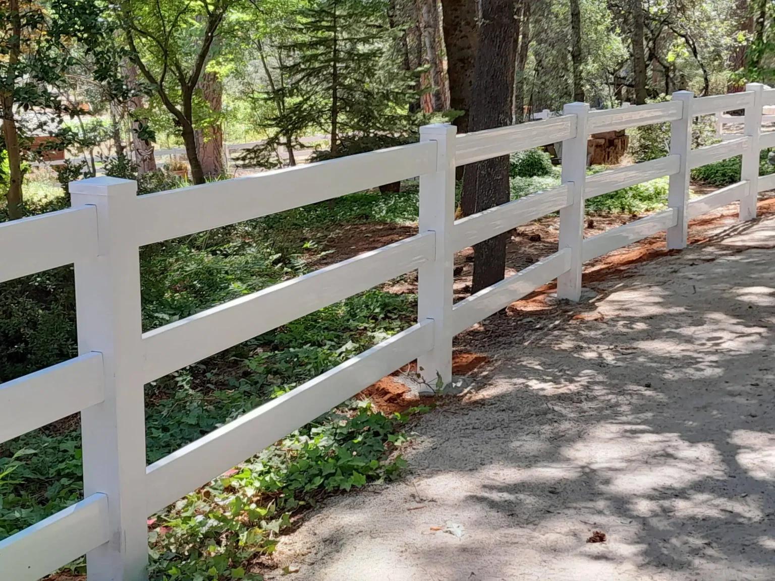 4 Ft White Vinyl Ranch Rail Fence | Clifton, VA - 023