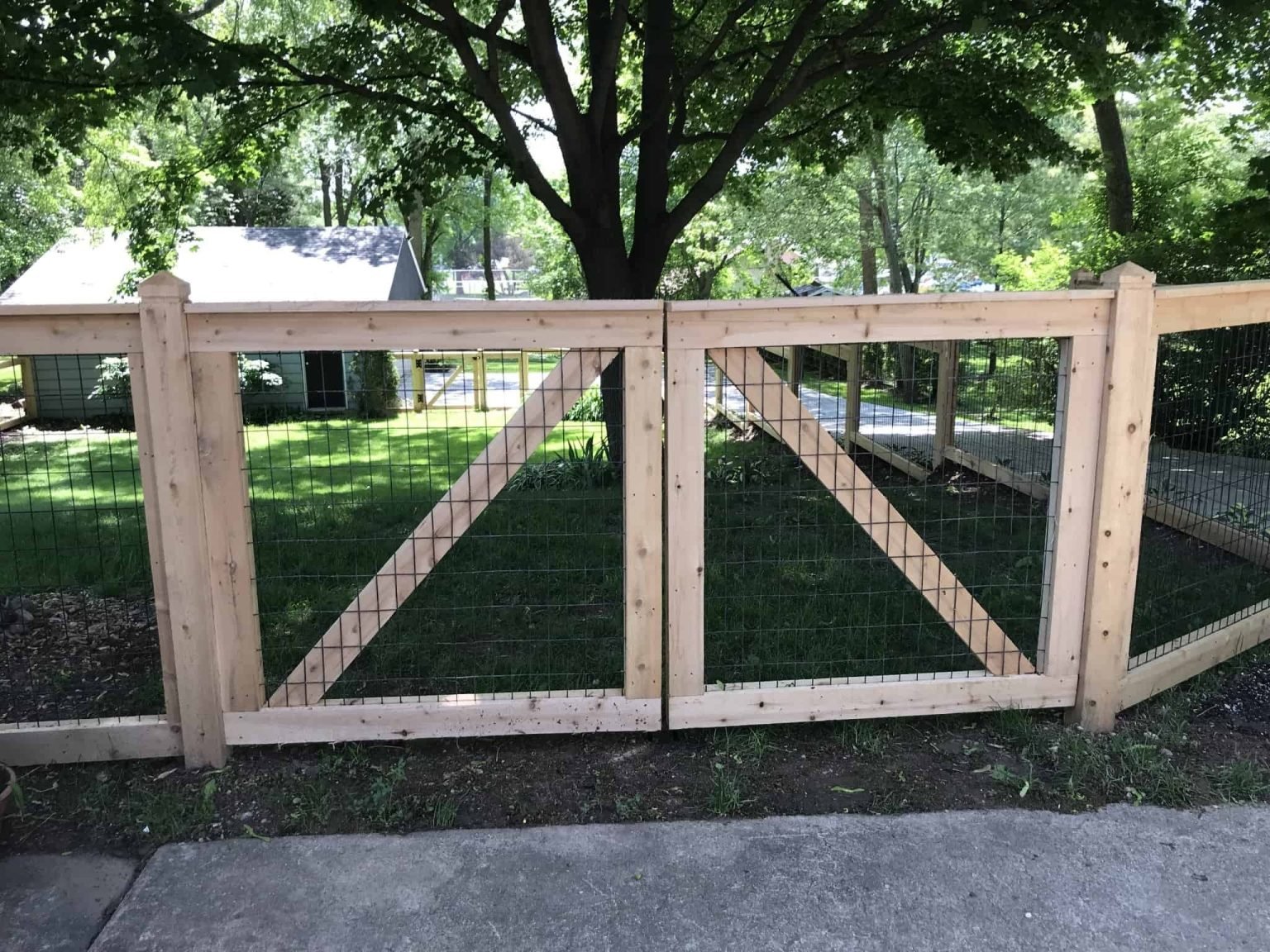 4 Ft Wood Frame Wire Fence Double Gate | Herndon, VA - 015