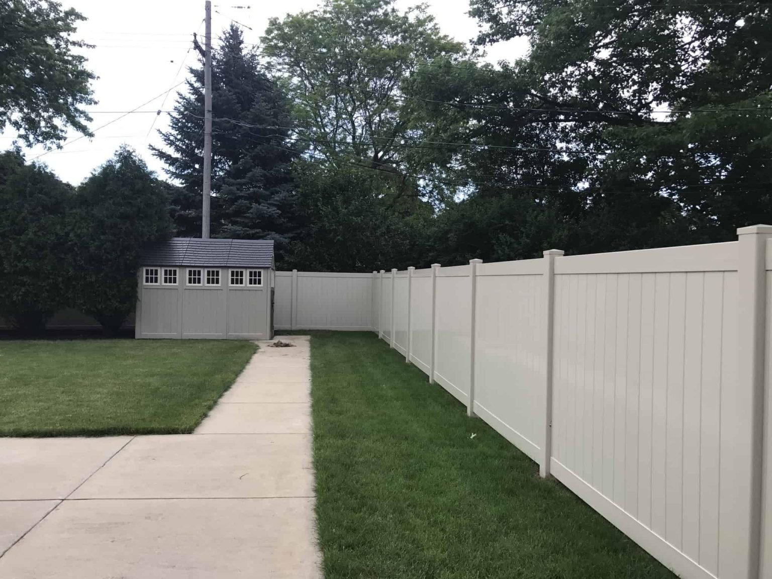 6 Ft White Vinyl Privacy Fence | Manassas, VA - 056