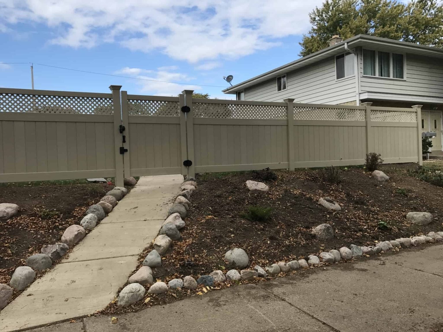 Colored Vinyl Semi Privacy Fence | Fairfax, VA - 088