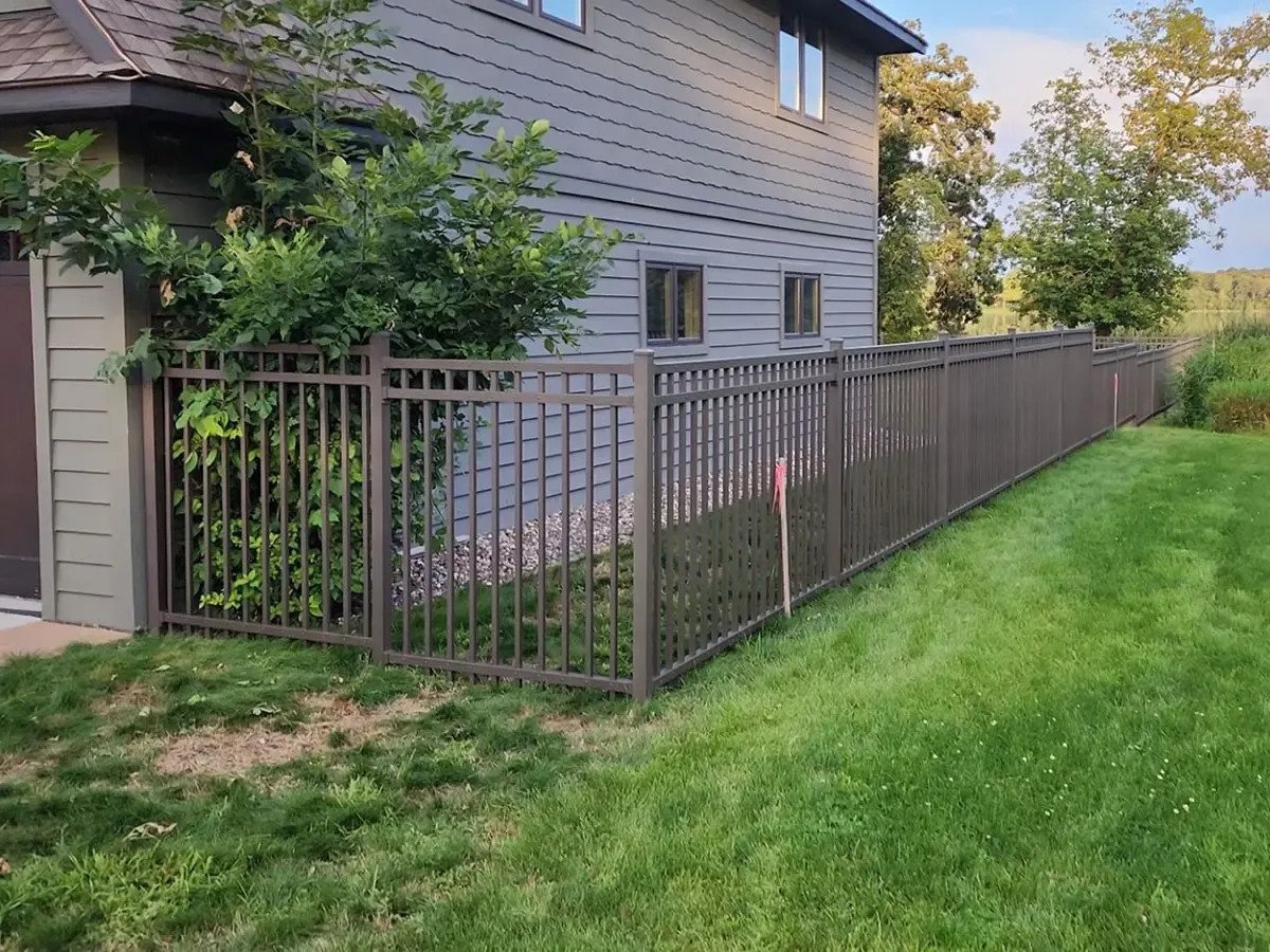 4 Ft Bronze Aluminum Fence | Middleburg, VA - 130